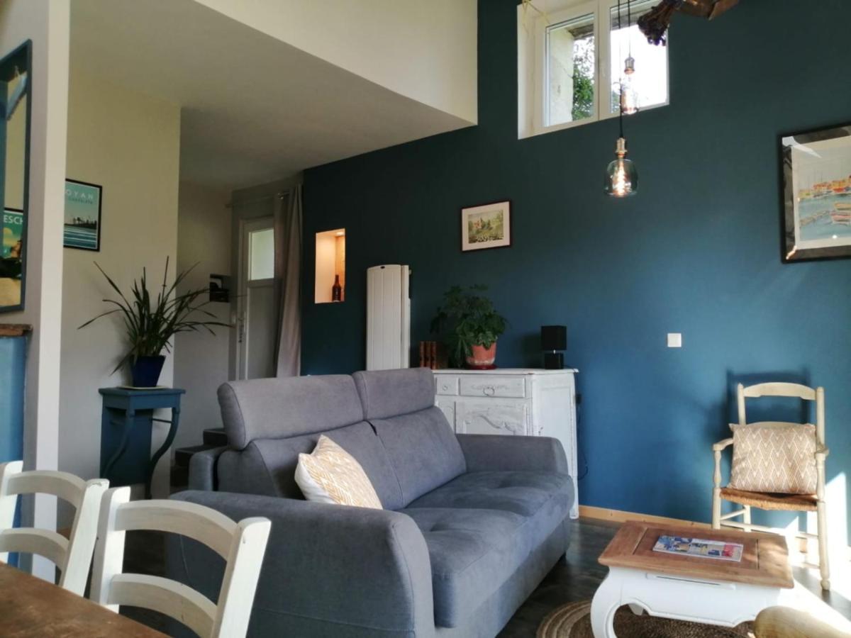 Holiday home La Place Des Amis